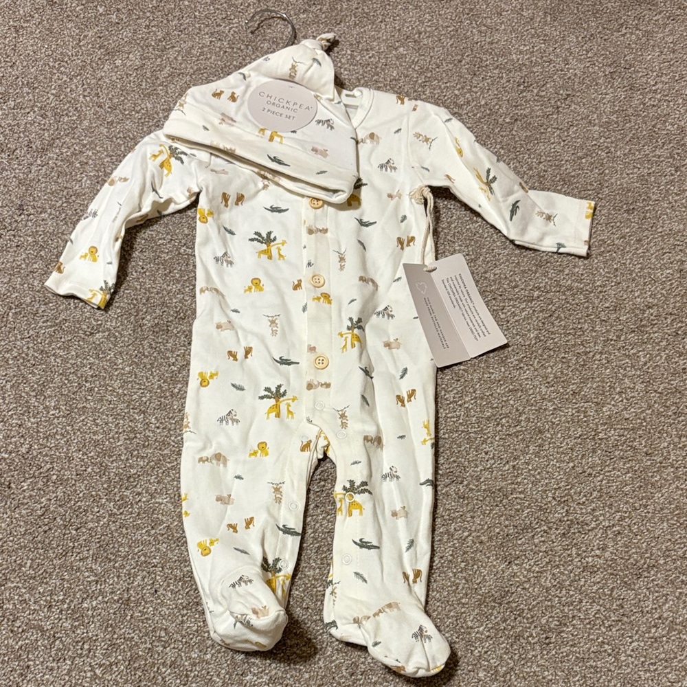 Chick Pea White and Yellow Baby Footie with Hat 3-6 months